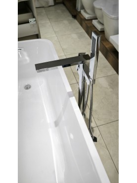 Смеситель для ванной Uovo A71002